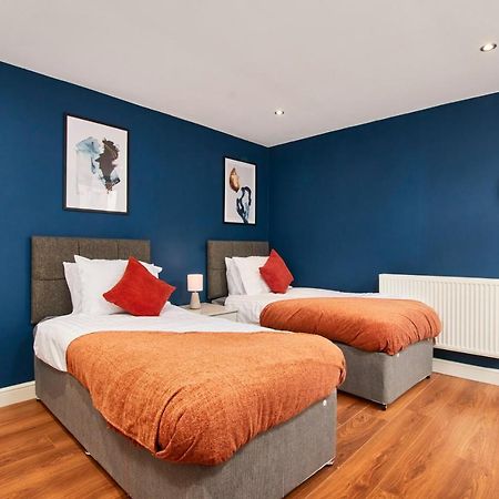 Stunning City Centre 3 Bed, 3 Bath - Sleeps 8! Apartment Лийдс Екстериор снимка