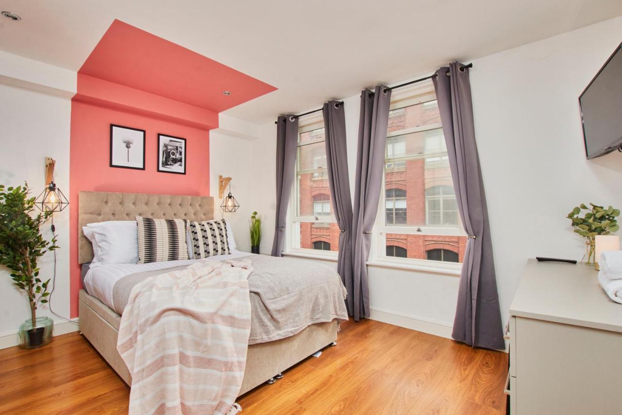 Stunning City Centre 3 Bed, 3 Bath - Sleeps 8! Apartment Лийдс Екстериор снимка