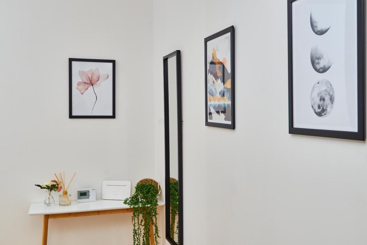 Stunning City Centre 3 Bed, 3 Bath - Sleeps 8! Apartment Лийдс Екстериор снимка