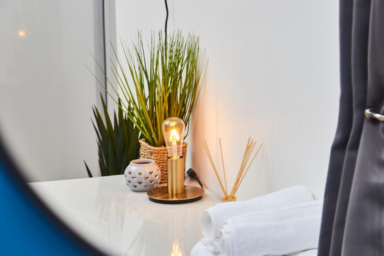 Stunning City Centre 3 Bed, 3 Bath - Sleeps 8! Apartment Лийдс Екстериор снимка