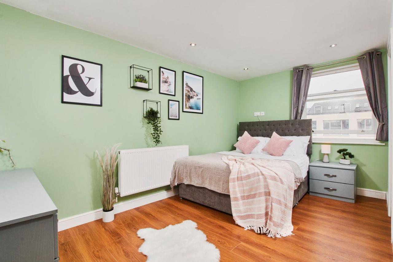Stunning City Centre 3 Bed, 3 Bath - Sleeps 8! Apartment Лийдс Екстериор снимка